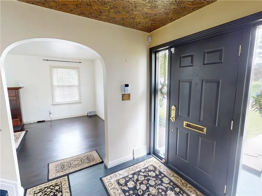 108 E Muntz Ave, Butler, PA 16001 - #3