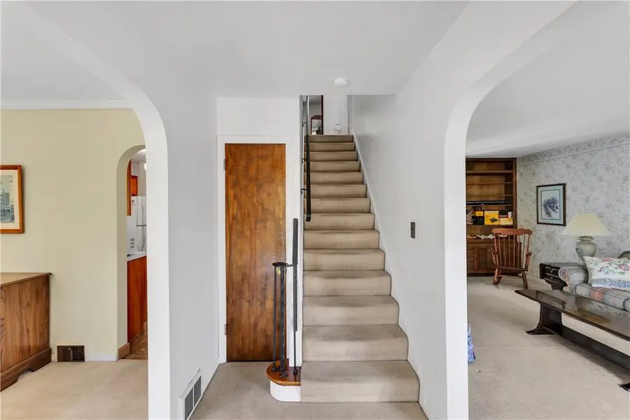 64 Victor Drive, Vandergrift, PA 15690 - #3