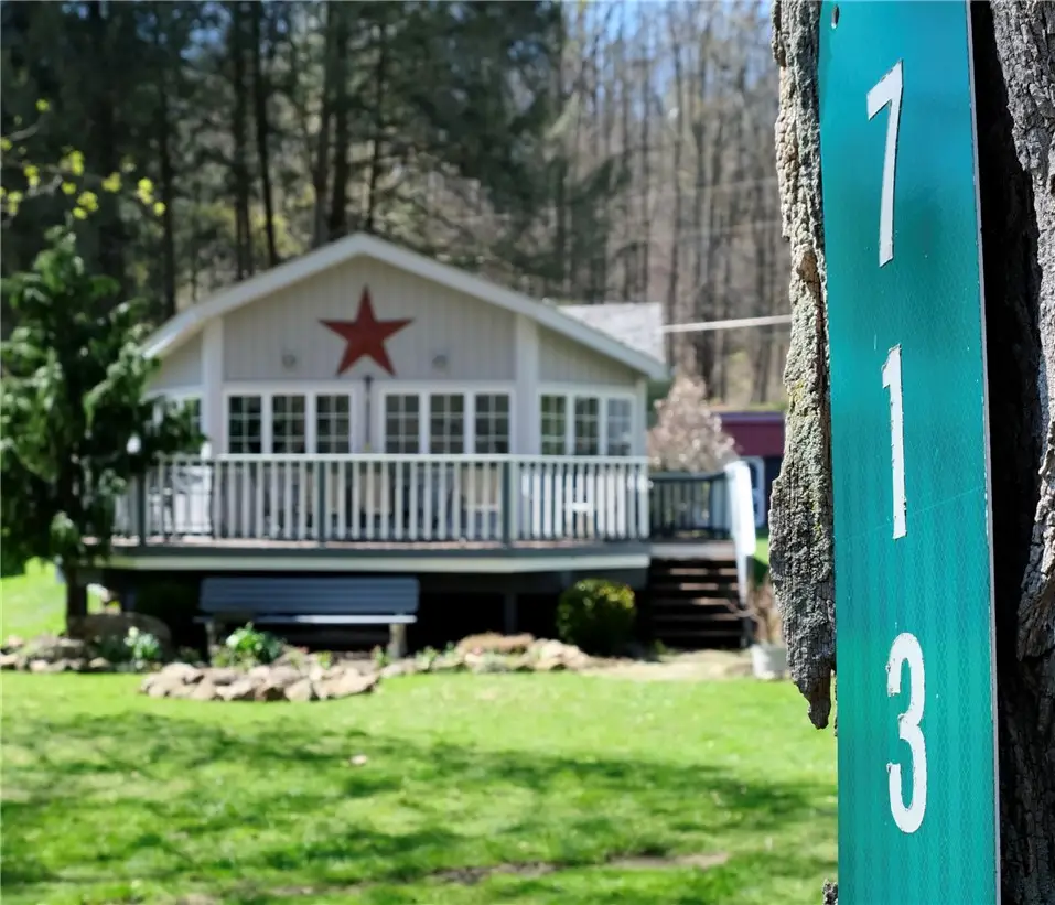 713 Hillville Rd, Karns City, PA 16041 - #1