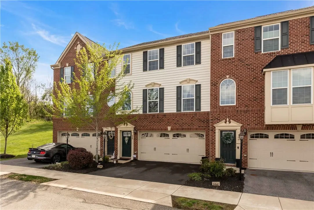 108 Noble Woods Dr, Coraopolis, PA 15108 - #1