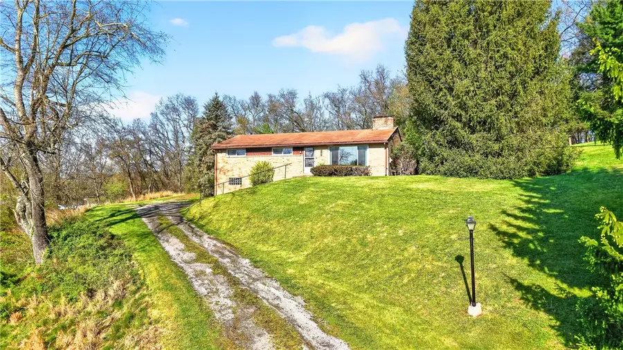 9885 Neuhart Blvd, Wexford, PA 15090 - #2