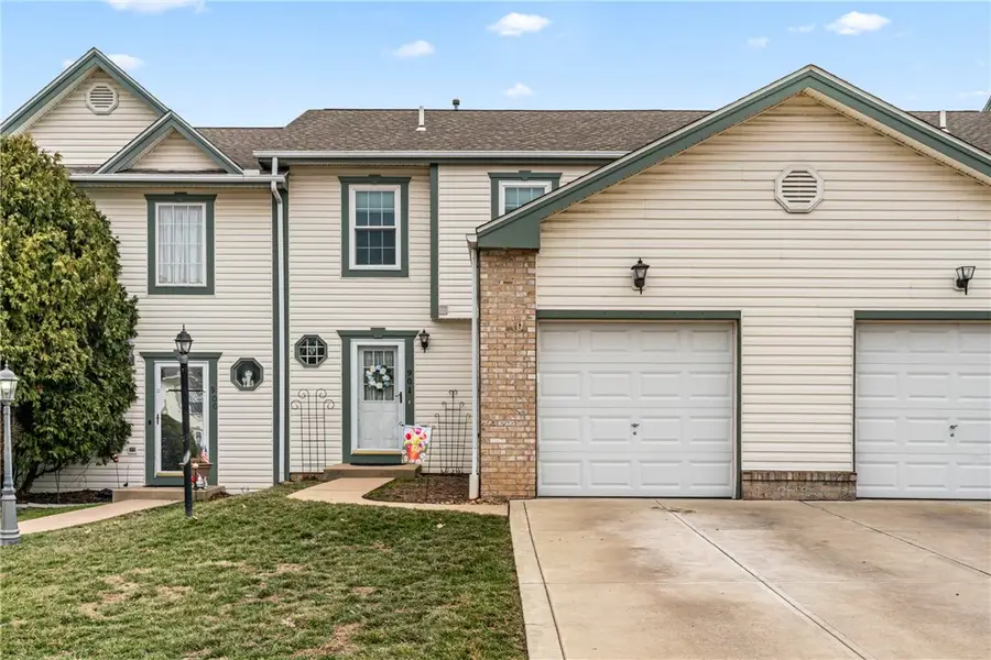 901 Chelsea Dr, Imperial, PA 15126 - #2