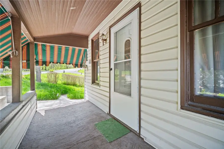 226 Elm St, Canonsburg, PA 15317 - #2