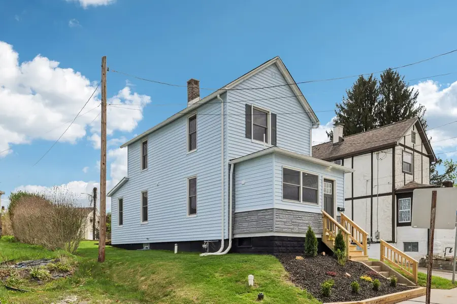 613 Oak Street, Vandergrift, PA 15690 - #2