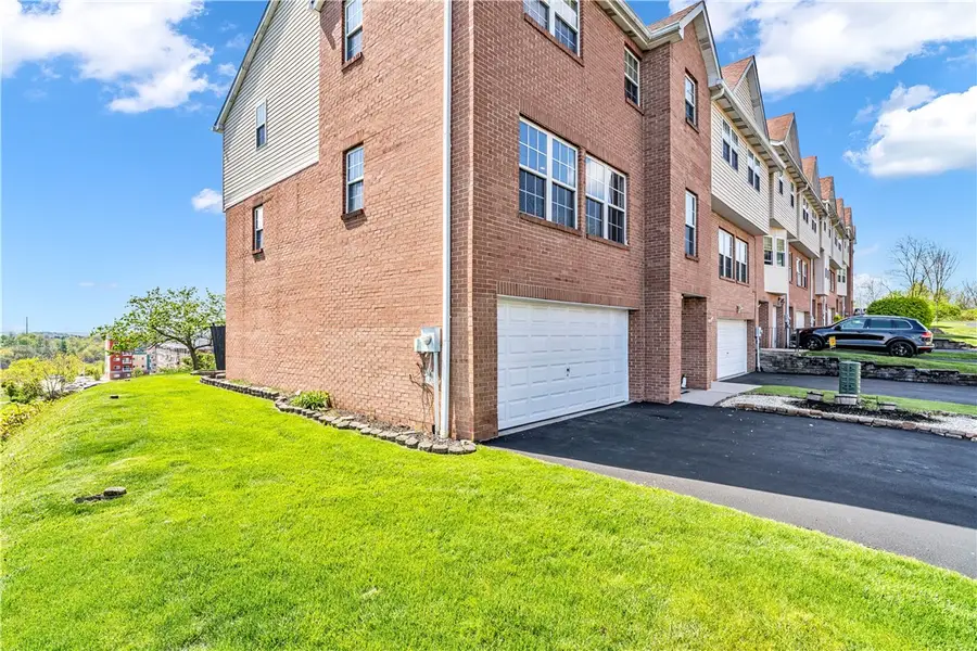 501 Wingate Dr, Pittsburgh, PA 15205 - #2