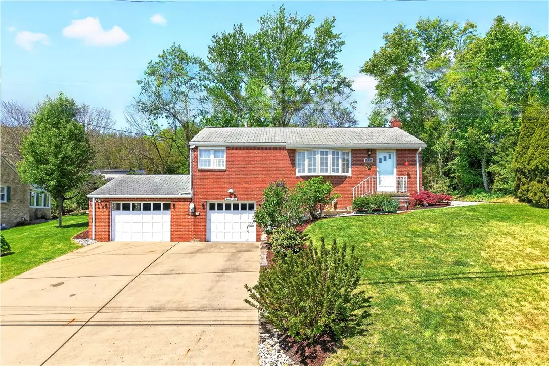 29 Pontiac Rd, Pittsburgh, PA 15241 - #1
