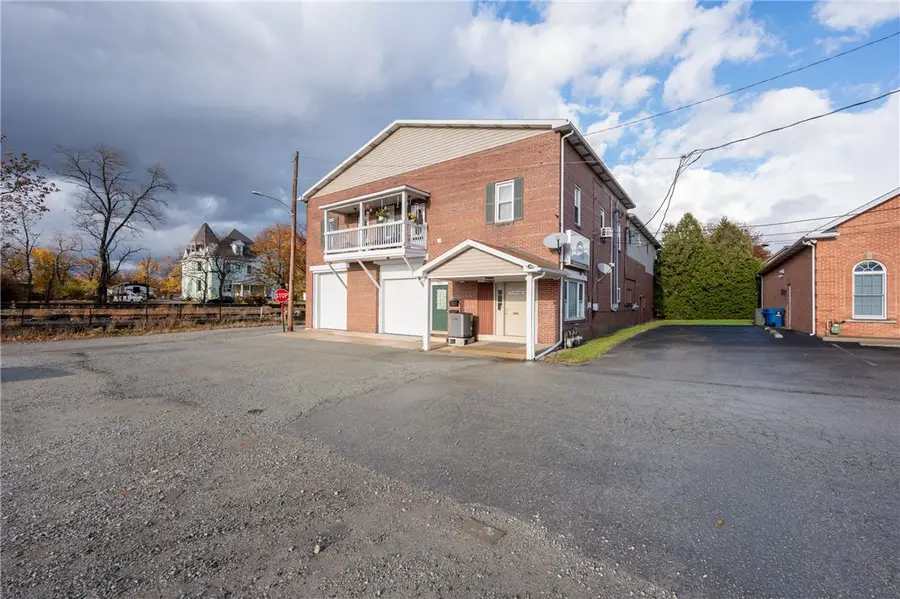 700 Hoke St, Latrobe, PA 15650 - #2