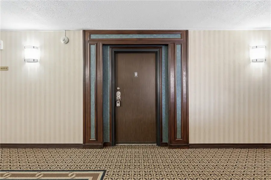 5600 Munhall Rd #309, Pittsburgh, PA 15217 - #3