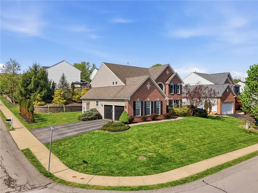 254 Cliffside Dr, Mars, PA 16046 - #2