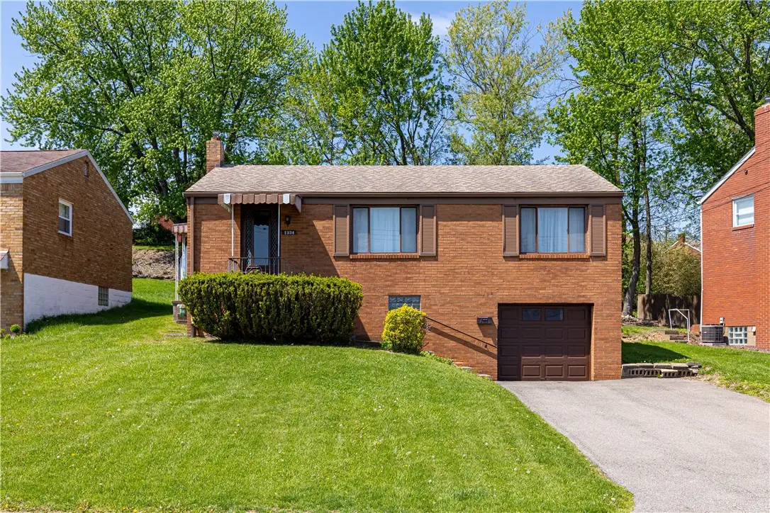 1334 Overdale Dr, Homestead, PA 15120 - #1