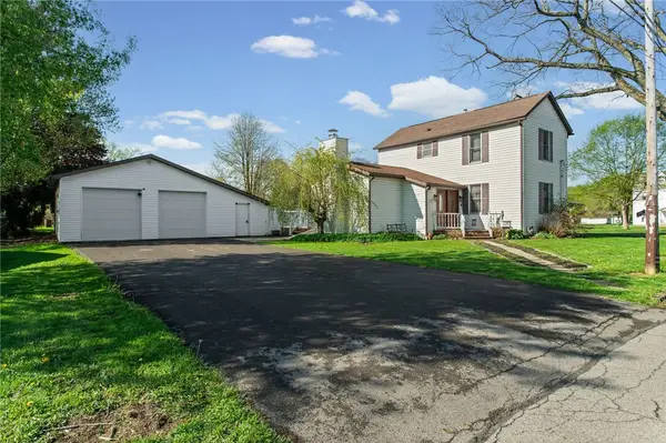213 Pine St, Zelienople, PA 16063