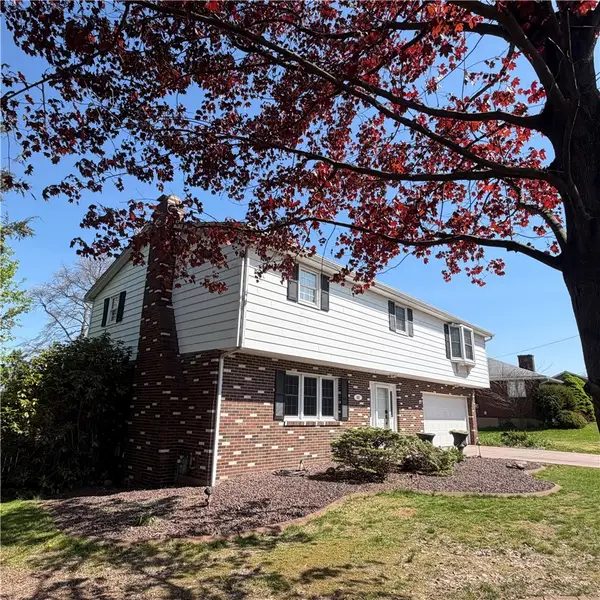 101 Kemar Dr, Butler, PA 16002