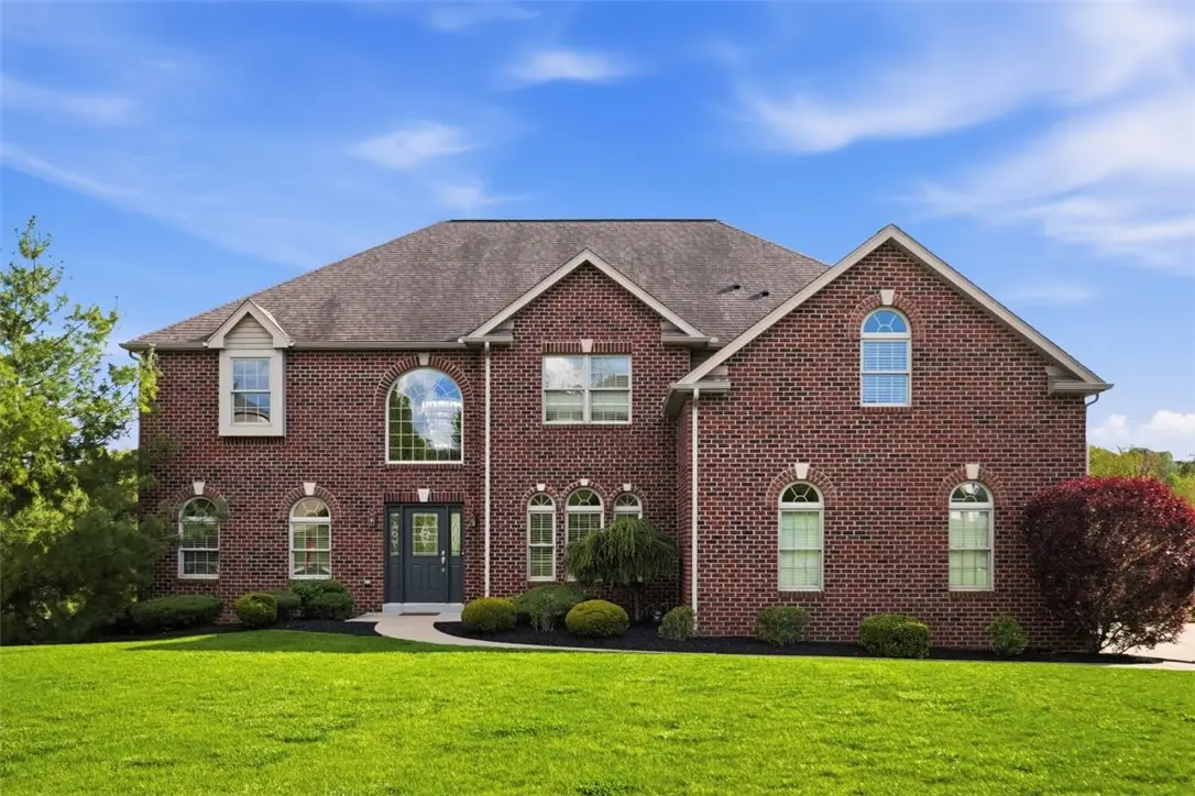 306 Hedgerow Dr, Venetia, PA 15367 - #1