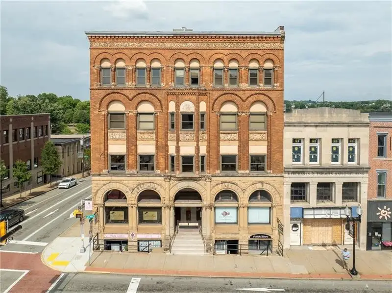 41 N Main Street, Greensburg, PA 15601 - #2