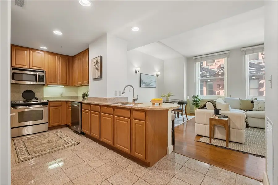 306 4th Ave #501, Pittsburgh, PA 15222 - #2