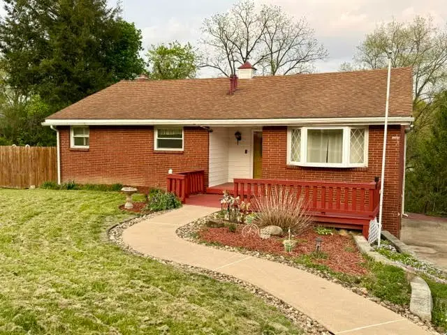 1033 Old Hills Rd, McKeesport, PA 15135 - #1