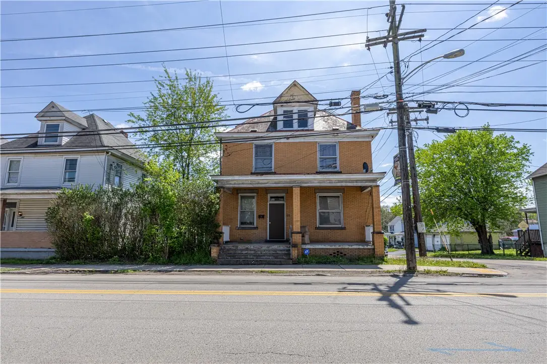 189 S Mount Vernon Ave, Uniontown, PA 15401 - #1