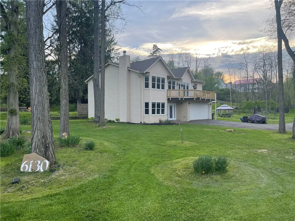 6130 Brush Run Rd, Bethel Park, PA 15102 - #1