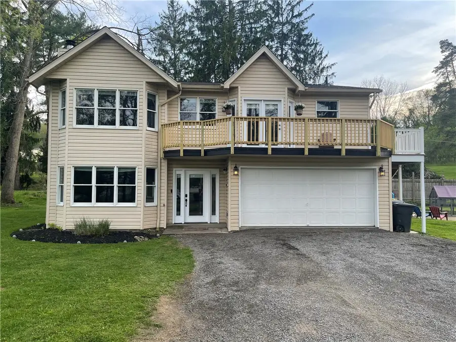 6130 Brush Run Rd, Bethel Park, PA 15102 - #2