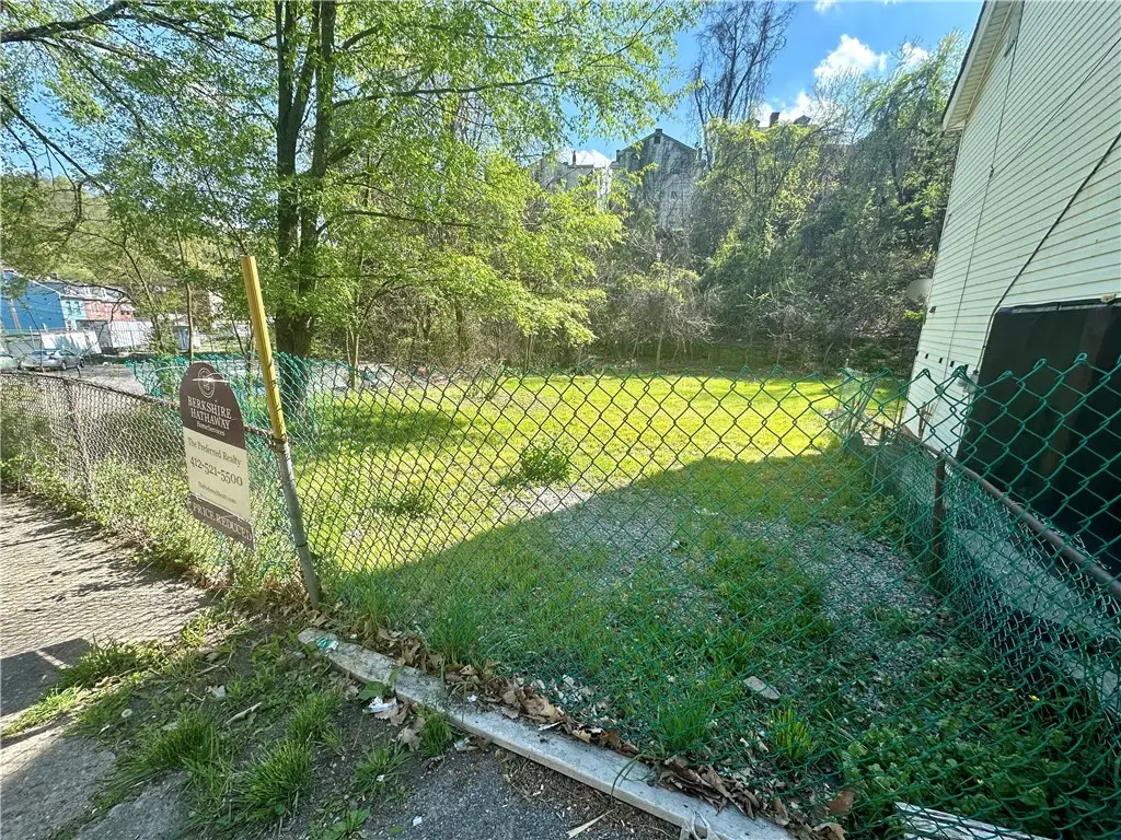 000 Mcclure Ave, Pittsburgh, PA 15212 - #1