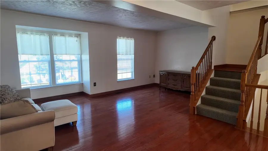 34 Links Dr, New Castle, PA 16101 - #3