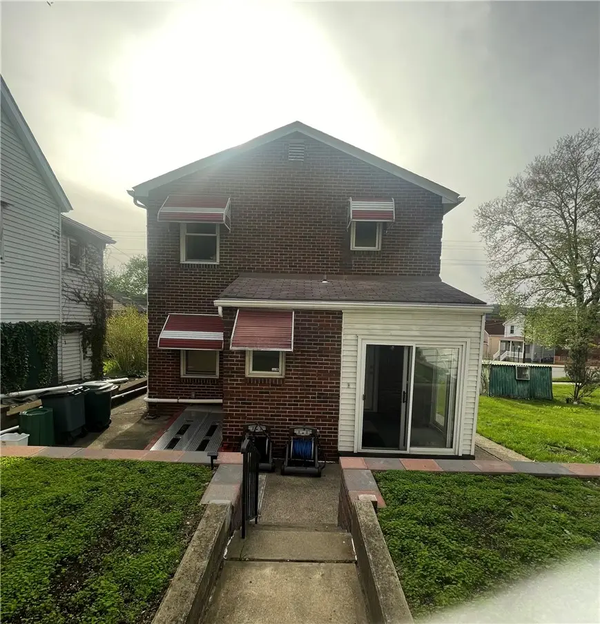 956 Beaver Rd, Ambridge, PA 15003 - #2