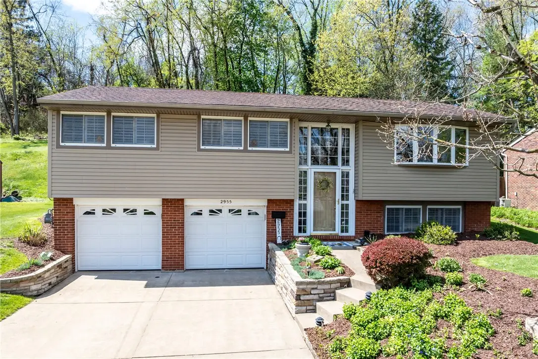 2955 Kings Mill Rd, Bethel Park, PA 15102 - #1