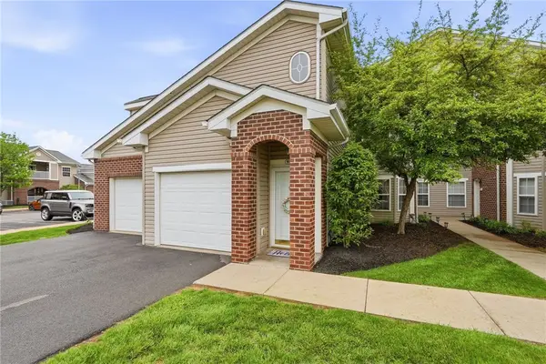 910 Stockton Rdg, Cranberry Twp, PA 16066