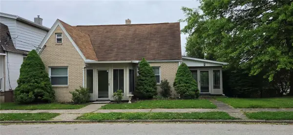156 Oakland Ave, Uniontown, PA 15401