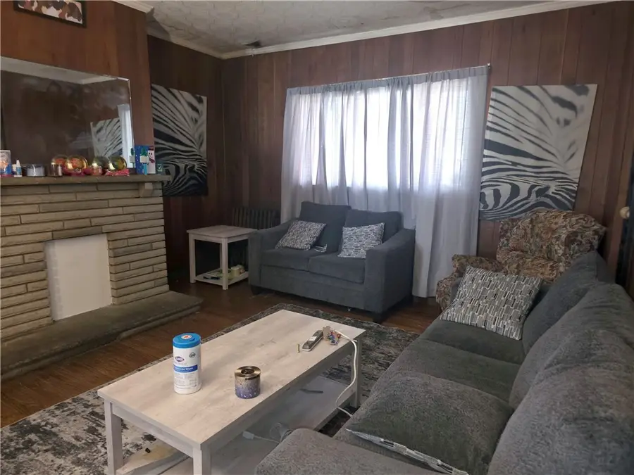 517 Margaret St, Pittsburgh, PA 15210 - #3