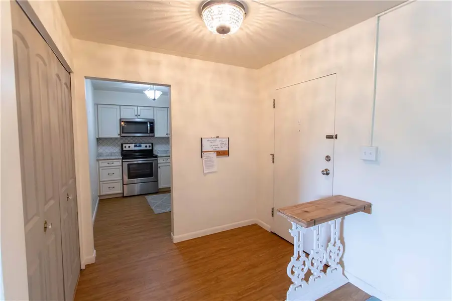 416 Isabella St #303, Oakmont, PA 15139 - #3