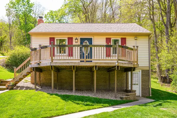 Address Withheld By Seller, Coraopolis, PA 15108
