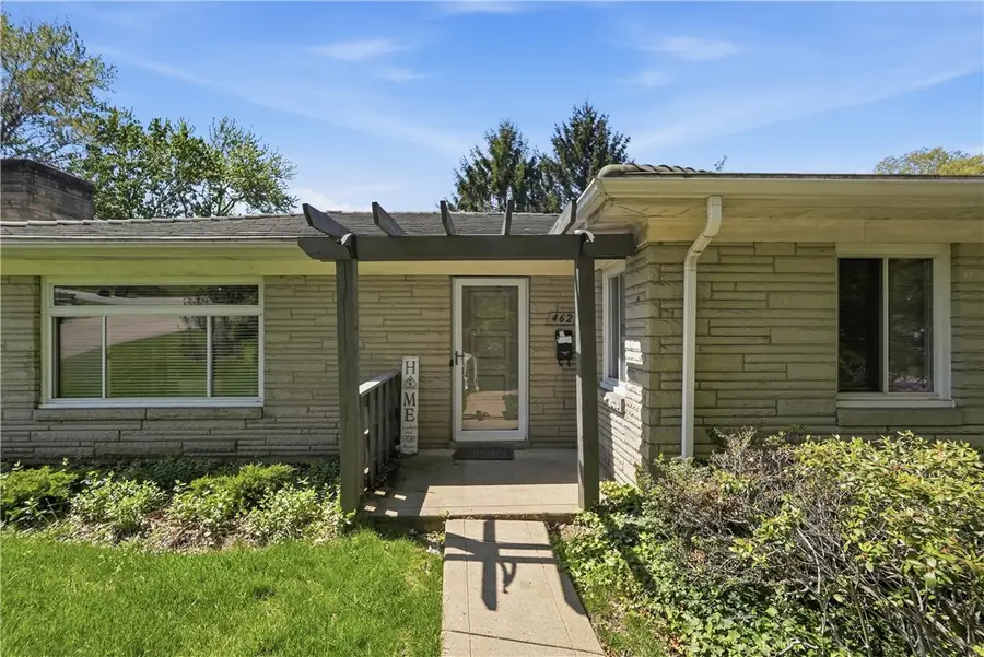 462 Greenhurst Dr, Pittsburgh, PA 15243 - #2