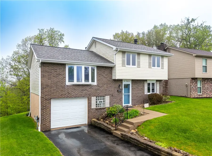 166 Maryellen Dr, North Versailles, PA 15137 - #2