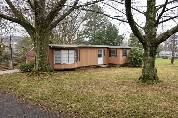 118 Lehigh Drive, Leechburg, PA 15656