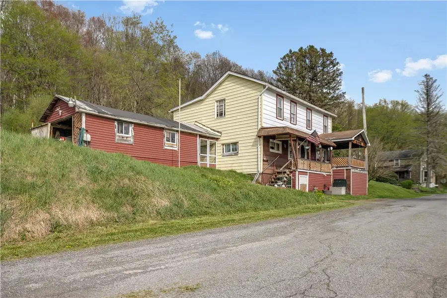 355 Sunset St, Rossiter, PA 15772 - #3