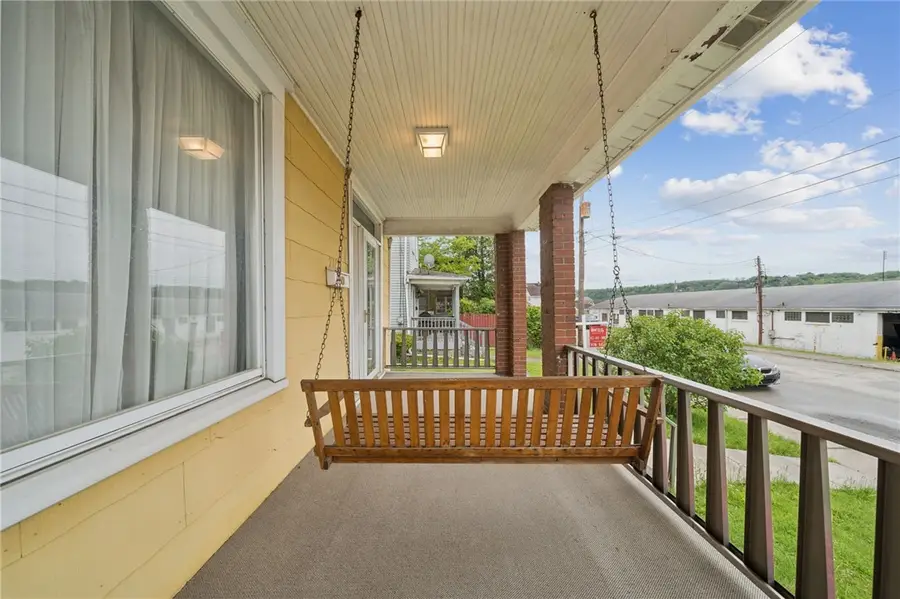 2112 Kenneth Ave, New Kensington, PA 15068 - #3