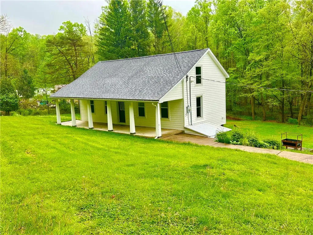 999 Solomon Temple Rd, Latrobe, PA 15650 - #1