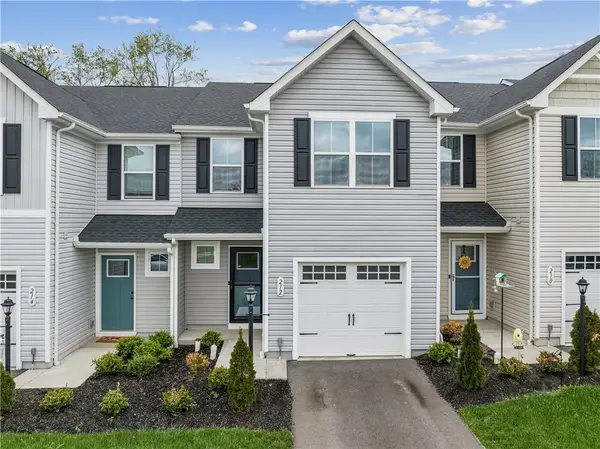 212 Smith Lane, Beaver Falls, PA 15010
