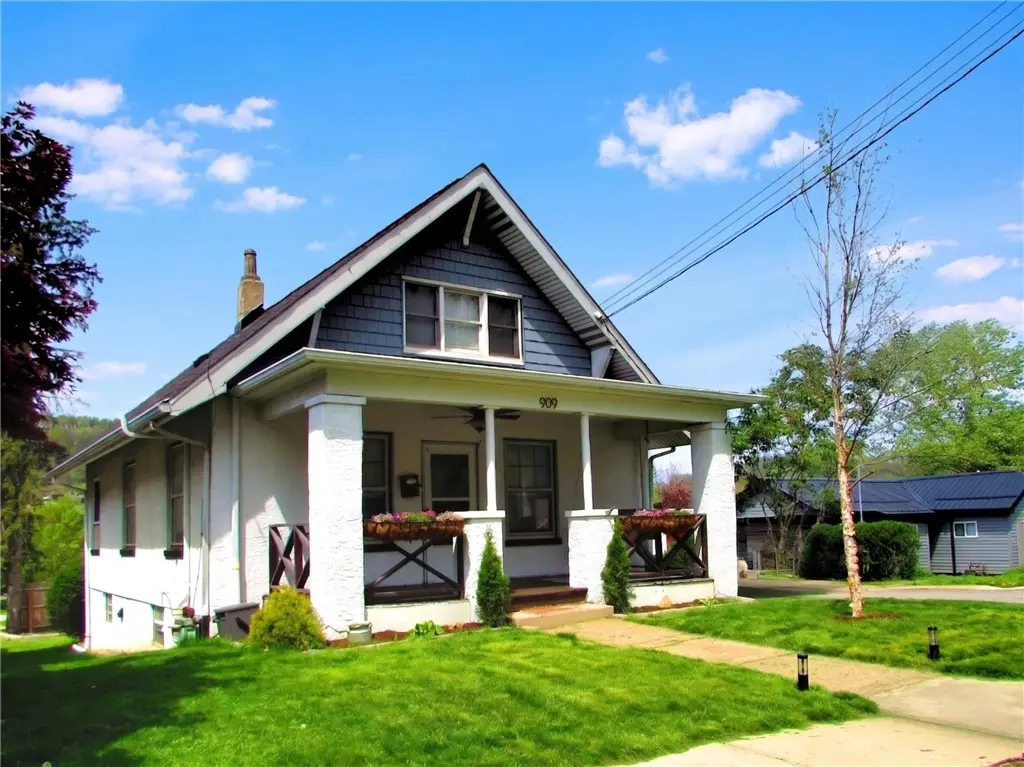 909 Allegheny Ave, Oakmont, PA 15039 - #1