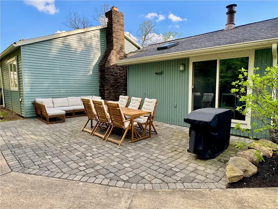 504 Sawmill Rd, Greensburg, PA 15601 - #2