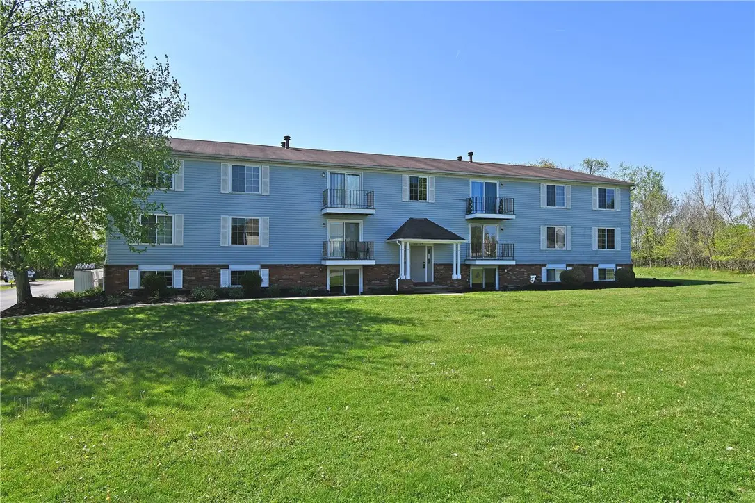 1642 Jefferson Ridge Dr, Clairton, PA 15025 - #1