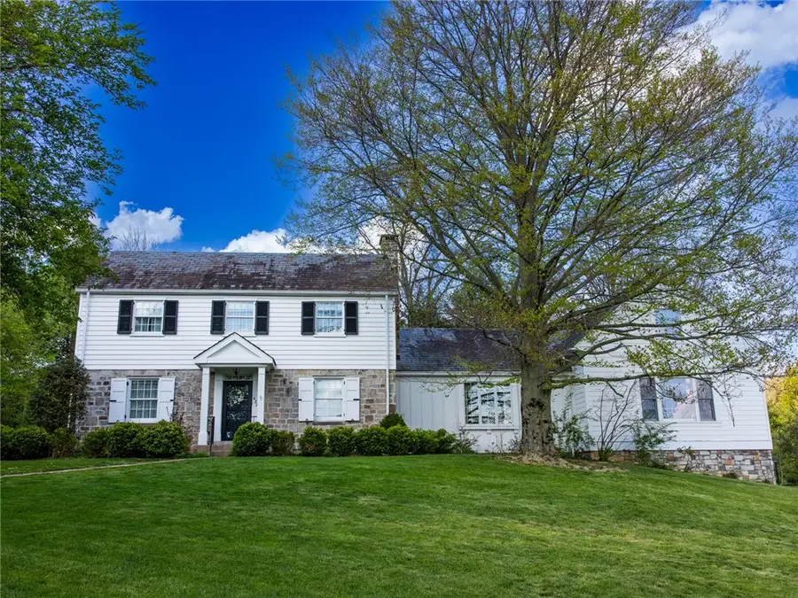 422 Summit Ave, Ligonier, PA 15658 - #2