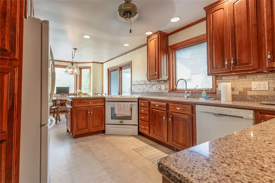 571 Seventh St, Sharpsville, PA 16150 - #3