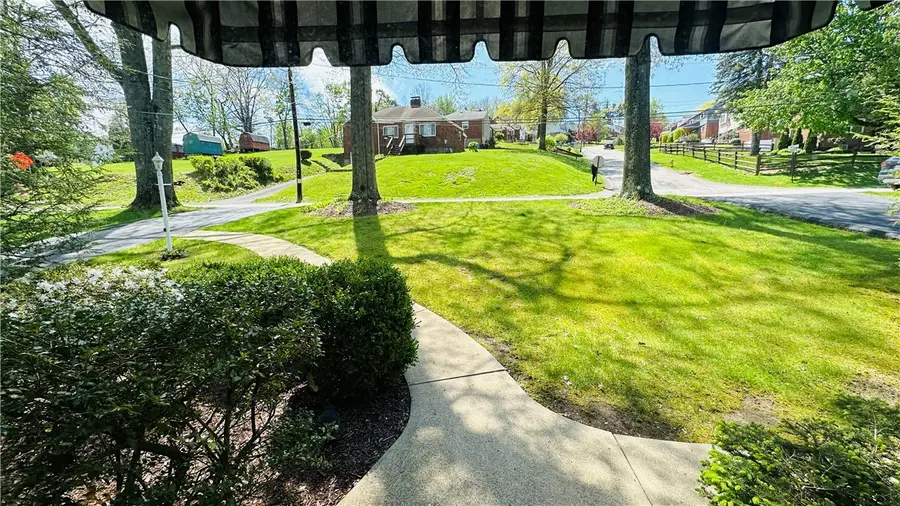 3218 Eastview Rd, Bethel Park, PA 15102 - #3