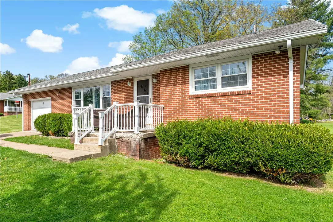 56 Spring Valley Rd, Washington, PA 15301 - #1