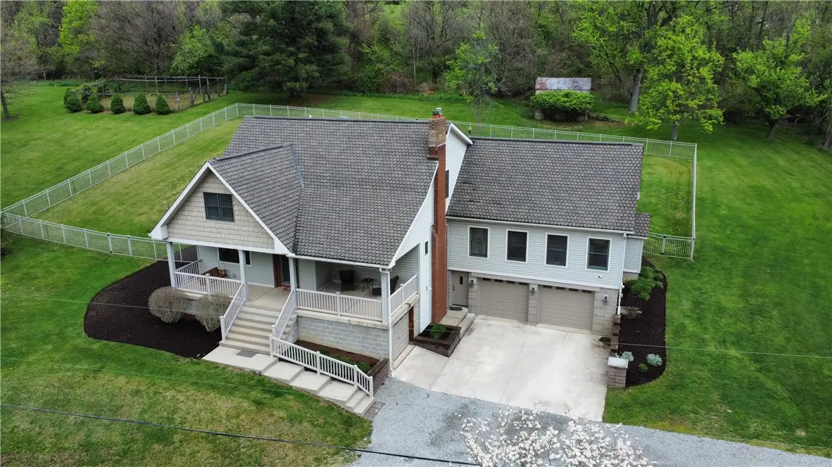 657 Lakeview Dr, Washington, PA 15301 - #1