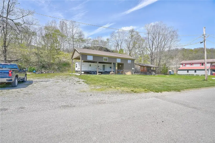 126 Dockside Ln, East Brady, PA 16028 - #2