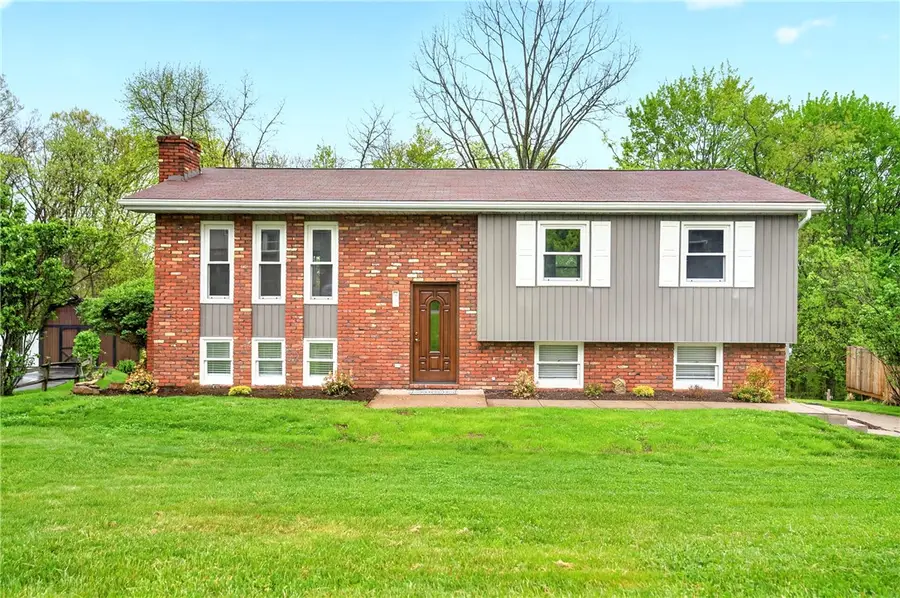 113 Redbud Dr, Beaver Falls, PA 15010 - #2