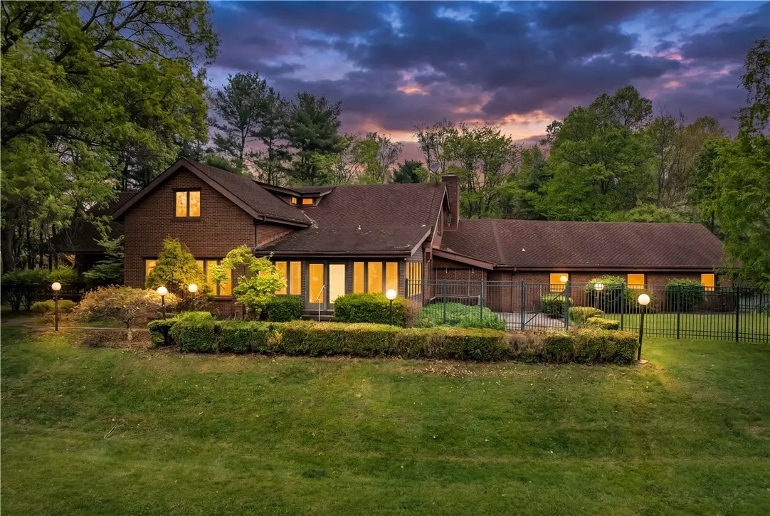 4437 Twin Oaks, Murrysville, PA 15668 - #1